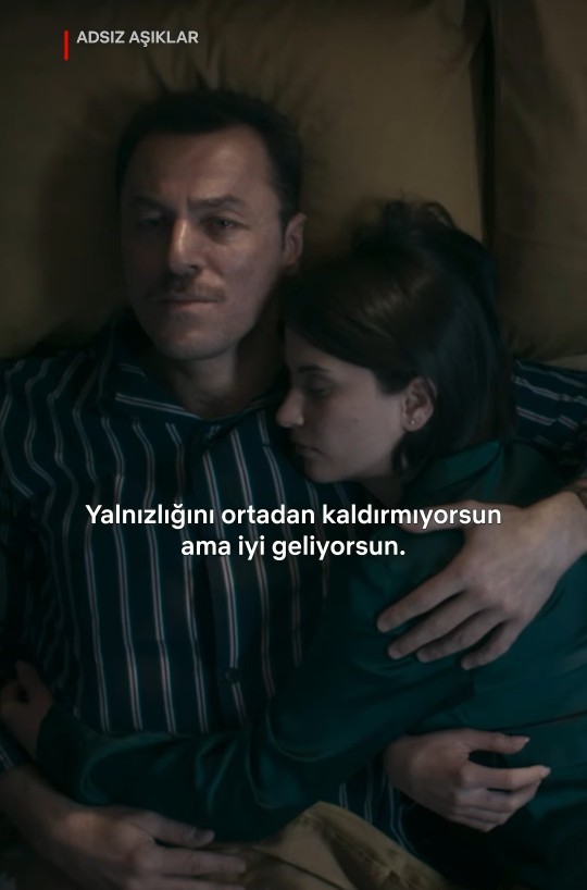Sarılarak uyumak için parayla bir uyku partneri tutar mıydın?
