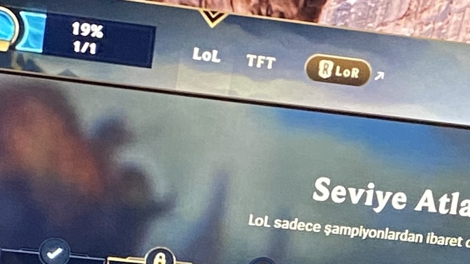 Daha önce Lol oynayan oldu mu?