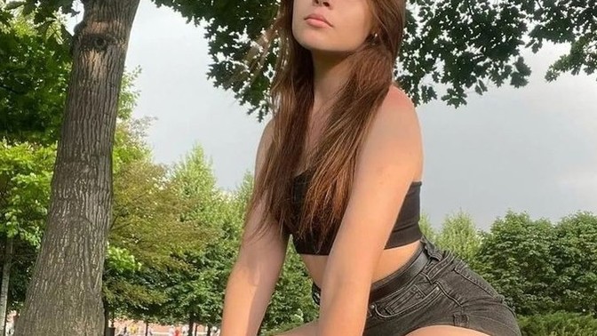 Çekiciliğin sırrı belirgin vücut hatlarında mı saklıdır?