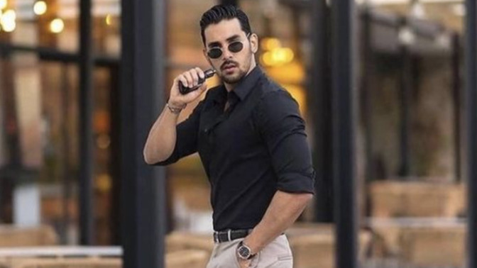 Siyah gömlek en çirkin erkeği bile seksi mi gösterir?