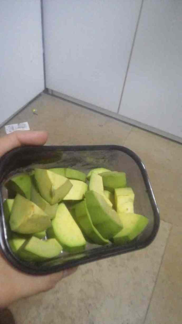 Bu avokado normal mi?