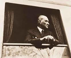 Atatürk'ü seviyo musunuz bakim?