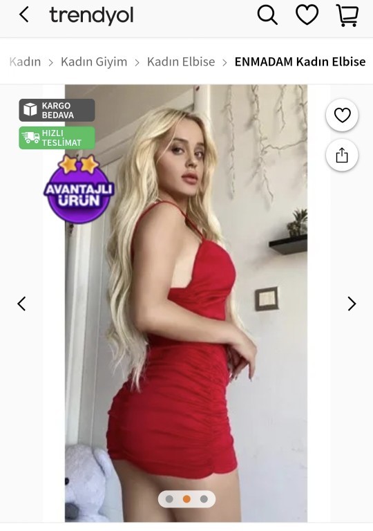 Böyle giyinsem erkeklerin hepsi bana bakarmı?