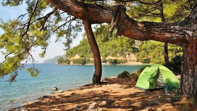 Maddi yönü iyi olan birinin çadırda tatil yapması sizce cimri olduğunu mu gösterir yoksa zevkli olduğunu mu?
