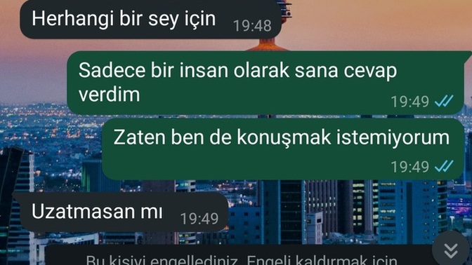 Bir cocuk vardi sizce yanlis mi yapmisim yoksa dogru mu? benle takilmak istemisti otel ev filan dedi redettim?