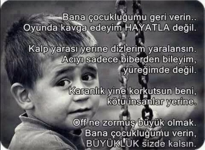 Çocukluk mu güzeldi yoksa çocukken mi guzeldik? Salincaktan düşen bir çocuk hiç küser mi parka?