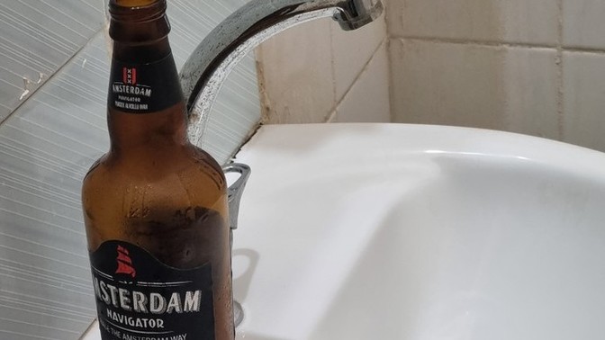 Tuvalete bira içiyorum peki neden?