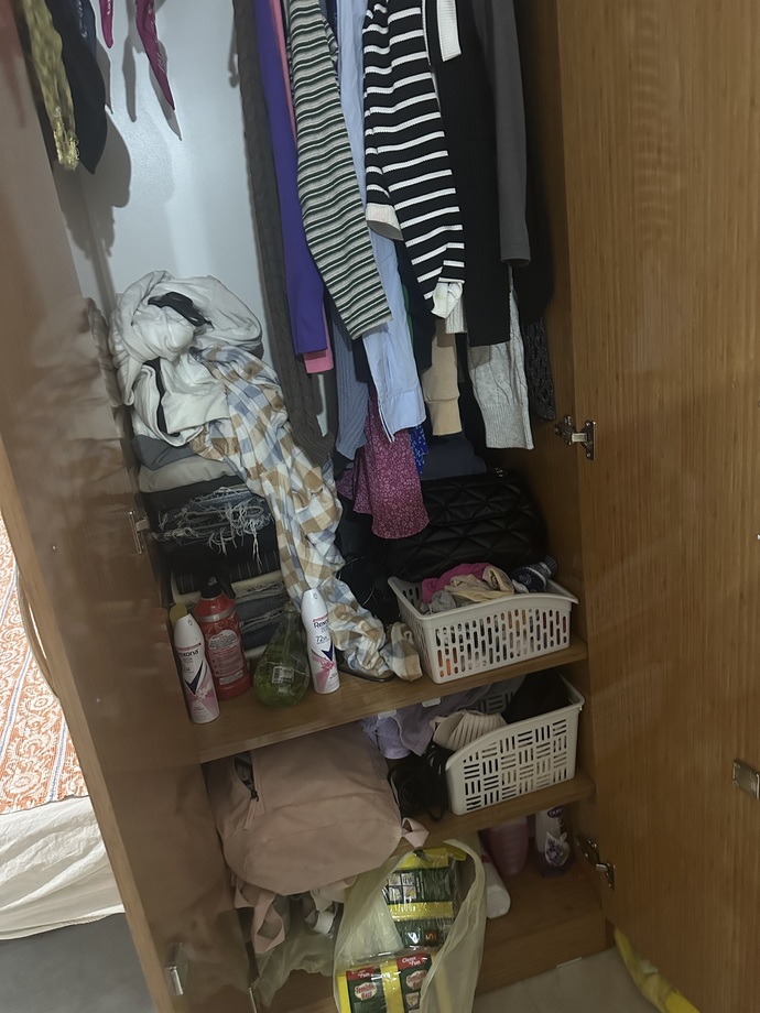 Hangi dolap daha geniş duruyor?