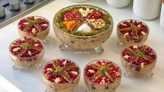 Aşureye alışılmışın dışında hangi malzemeyi eklemek isterdiniz?