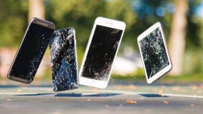 Telefonunu hiç düşürdün mü?