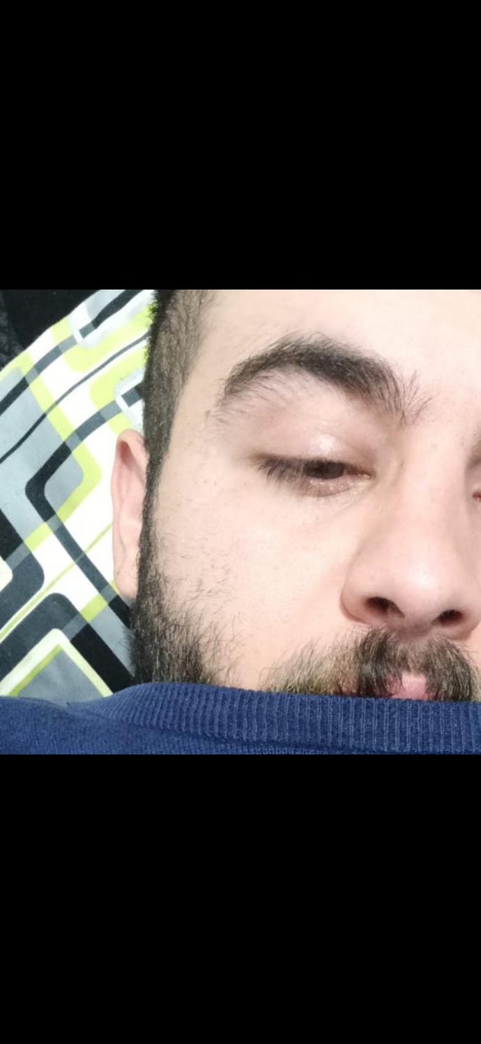 Galerinizde saçma fotoğraflar var mı?