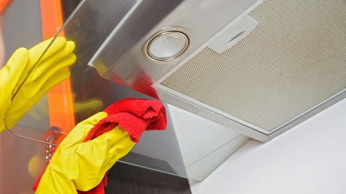 Mutfak havalandırmasını yağlardan arındırmak için en iyi yöntem nedir?