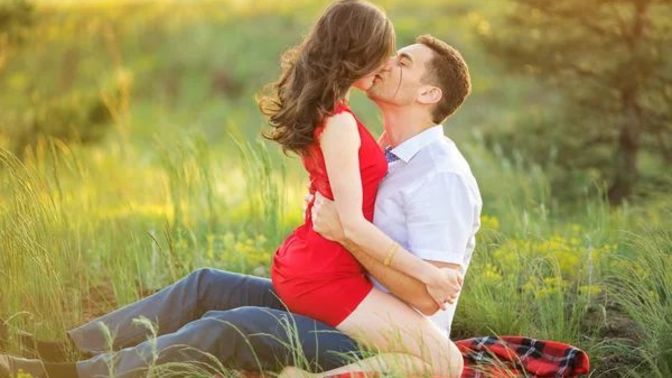 Doğada yapılan seks romantizm de taşır mı?