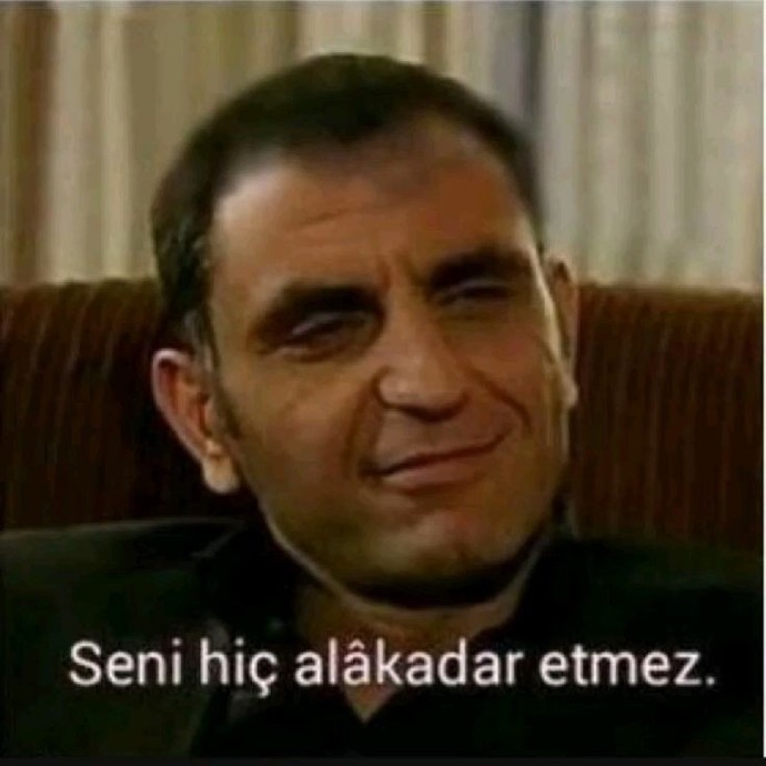 Eski sevgiliniz bir zaman sonra evlendin mi diye mesaj atarsa ne dersiniz?