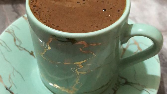 İster numaramı sil, ister yaşanmışlıkları, ama emin ol birgün göz göze geleceğiz dediğiniz biri var mı?