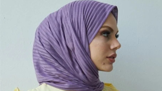 Kapalı kızların içine rambo atlet giymesi İslam'a uygun mu? Neden?