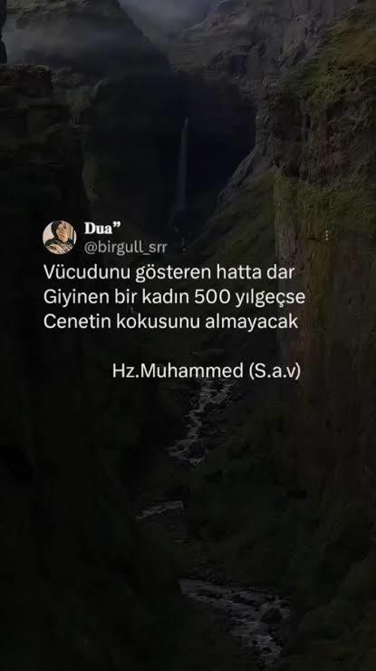 Biraz dar giyen fiziğini belli eden kadınlar hakkında ne düşünüyorsunuz?