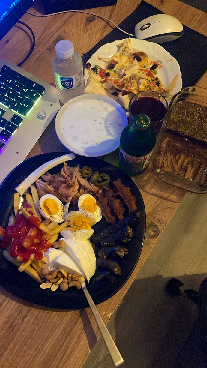 Size böyle bir tabak hazırlasam yer miydiniz 🤔😋?