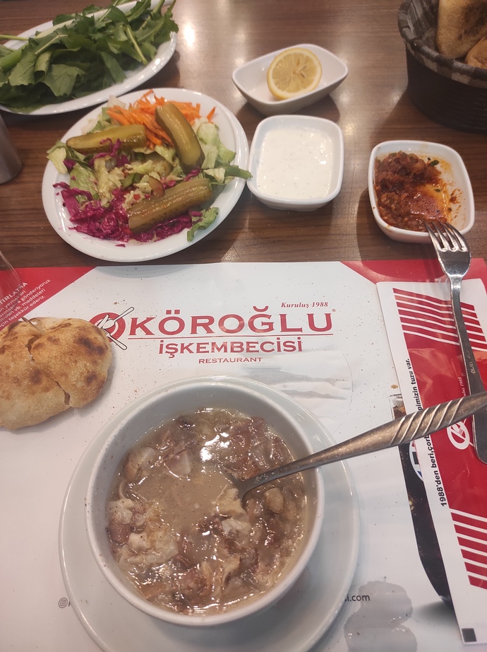 Ankara  mamak da yaşan var mı benim icin acil lazım?
