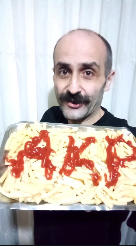 Erkekler kadın kadınlar erkek oldu?