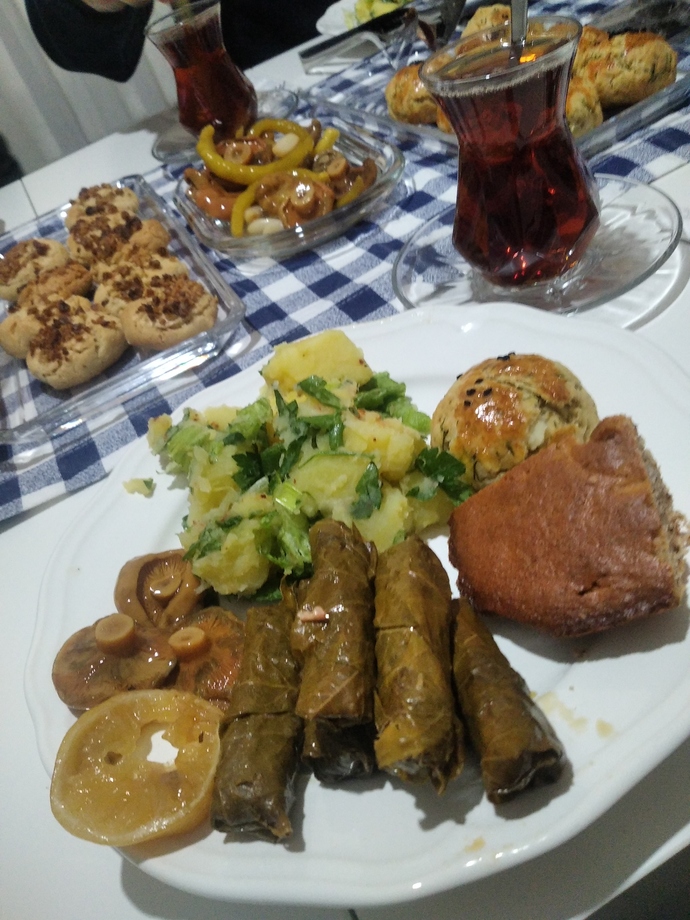 Gün tabağında olmazsa olmazınız nedir?