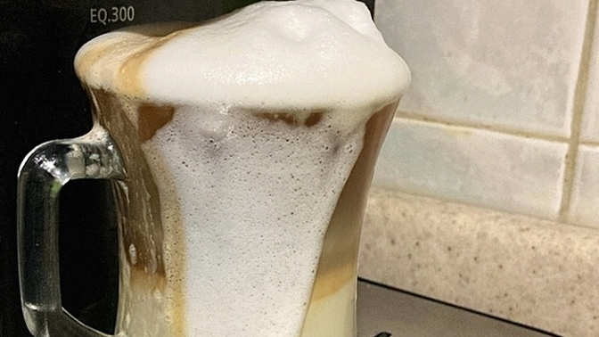 Kimler taşmış kahve içer 🤔☕️?