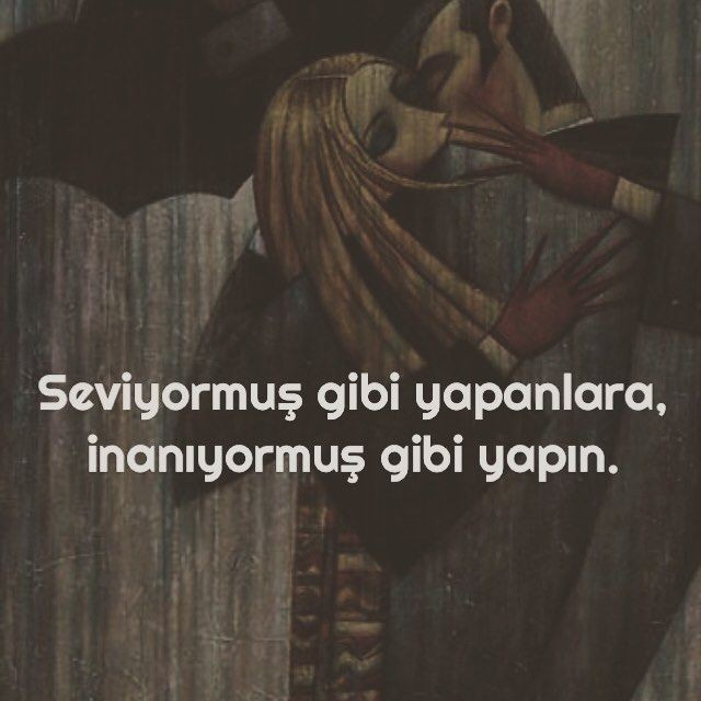 Sevmediğiniz insanları seviyormuş gibi görünür müsünüz?