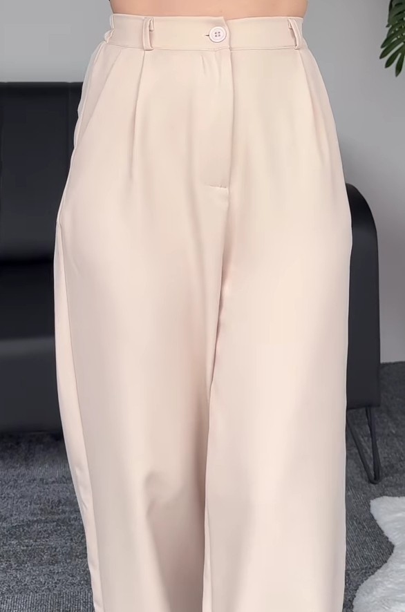 Şöyle pantolon istiyorum bulamıyorum siz bulur musunuz bana?
