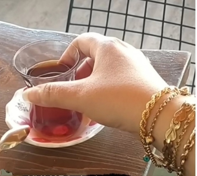 Çirkef kadınların içtiği çay hangisidir?