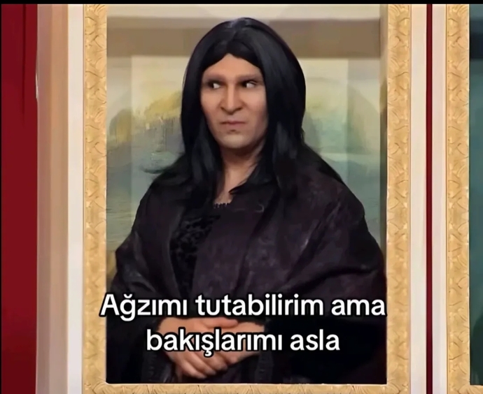 Konuşmasam bile yüz ifademe engel olamıyorum bunda ne sorun var 😂?