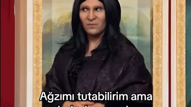Konuşmasam bile yüz ifademe engel olamıyorum bunda ne sorun var 😂?