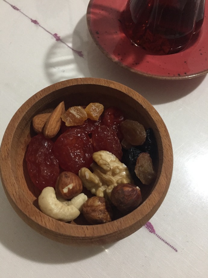 Size hangi kuruyemiş veririm söylim mi?