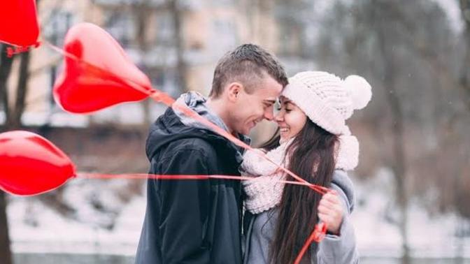 Kadınlar her ilgiye mi düşer, yoksa beklentisi olduğu kişinin ilgisine mi?