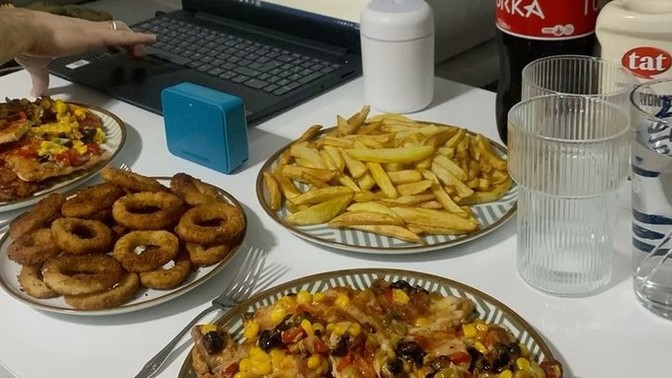 Yemek yedikten sonra pişmanlık yaşıyor musunuz?