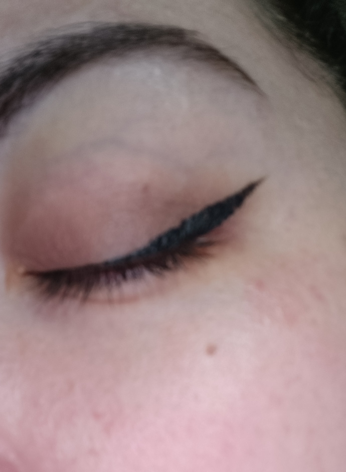 Eyeliner sürmeyi becerebilmiş miyim?
