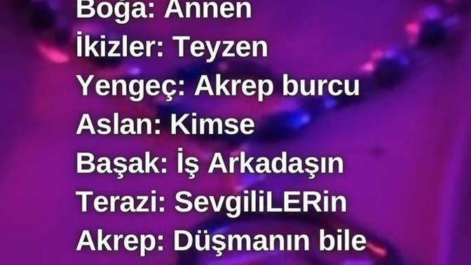 Seni kim ölesiye seviyordur?