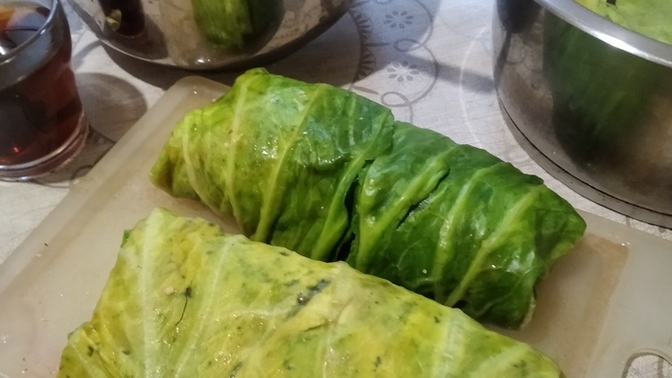 Lahana sarmasını ince mi yoksa kalın mı sarar sınız?