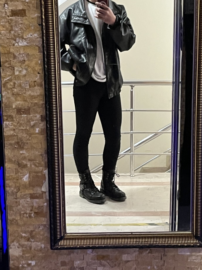 Okul için feminen pantolon?