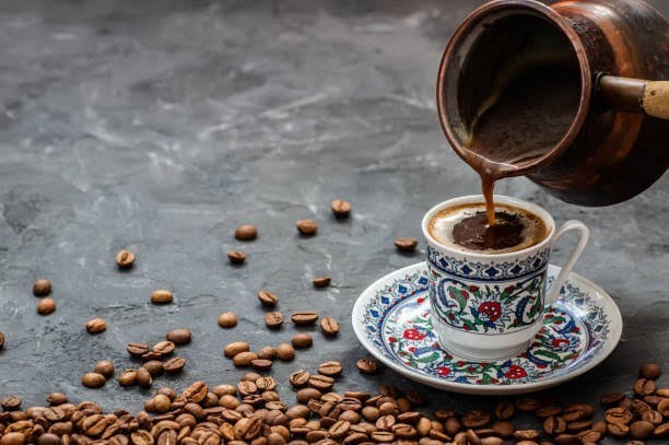 Sabah uyandığınızda aç karnına kahve içer misiniz?