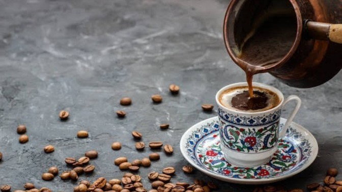 Sabah uyandığınızda aç karnına kahve içer misiniz?