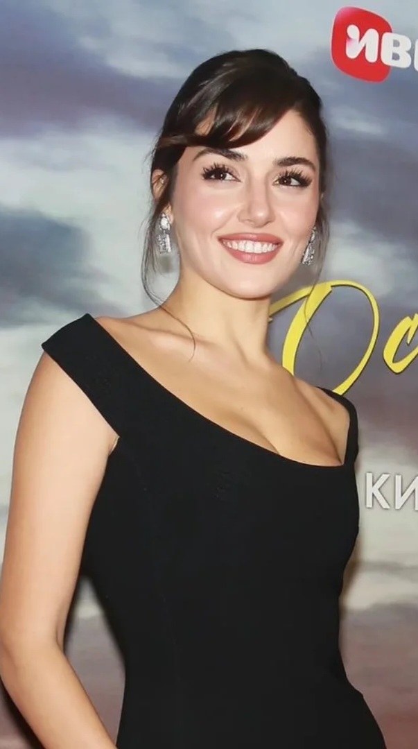 Hande Erçel Türkiyenin en güzel kadını mı?
