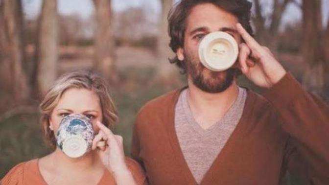 İlk buluşmaya termosla çay getiren biri sizin için pinti midir yoksa akıllı mı?