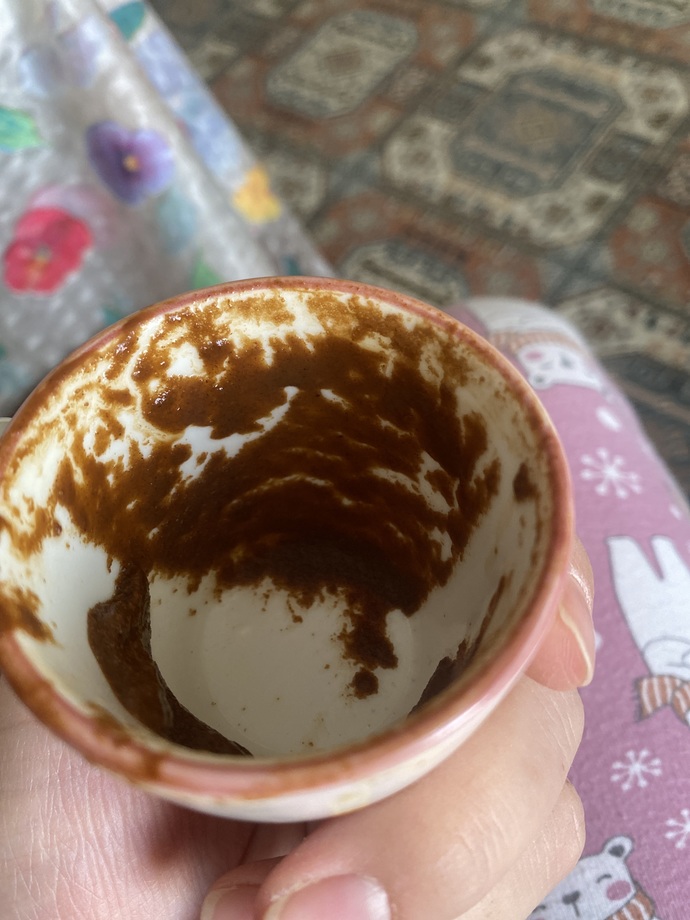 Buyrun falıma bakan yok mu ?