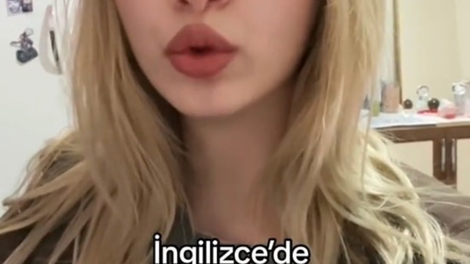 Birisine yabancı dilde küfür etmek havalı mı, cringe mi?