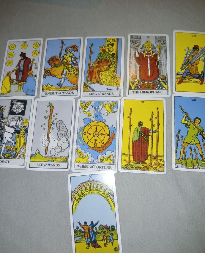 Anlayan var mı tarot falında?