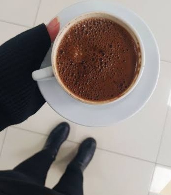 Pazartesi kahvesini kimle içmek istersiniz?