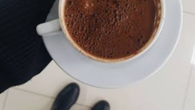 Pazartesi kahvesini kimle içmek istersiniz?
