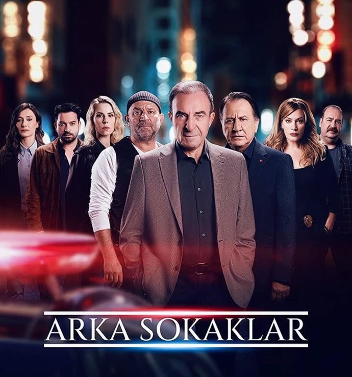 Arka Sokaklar 700. bölüme ayak bastı, diziyi izliyor musunuz?