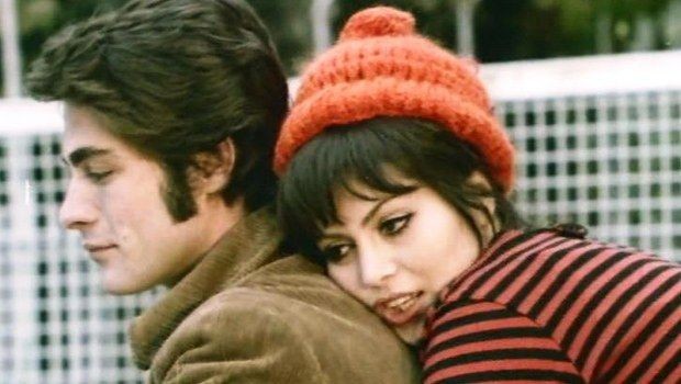 Tam şu anda seni düşünen biri var mı bilmek ister misin, ben ve benimkilerle tahmin edeceğiz?