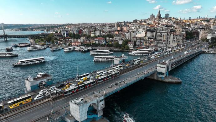 İPAya göre İstanbulda yaşam maliyeti 83 bin liraya yaklaştı. Aylık kaç para harcıyorsun?